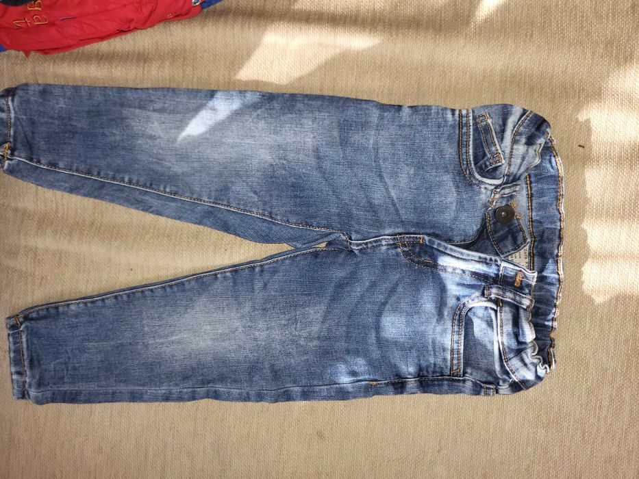 Уникални джинси за момче