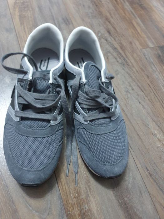 Adidasi barbaiti Diesel 43 marime