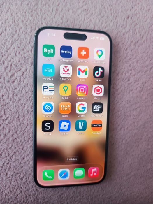 I phone 15 pro titanium