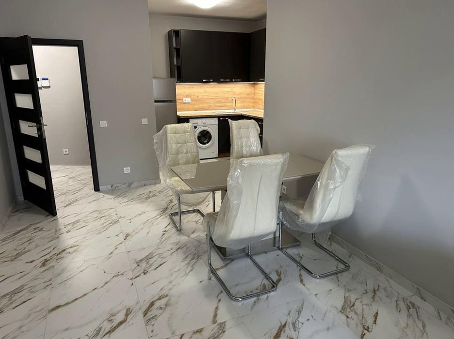 Дава се под наем Двустаен апартамент в София, Малинова долина - 83 кв.м за 700 € - Снимка #1