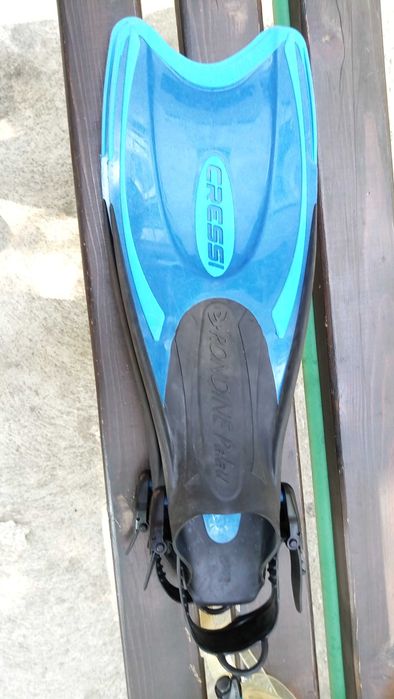 Creesi Rondine италиански леководолазни плавници и маска