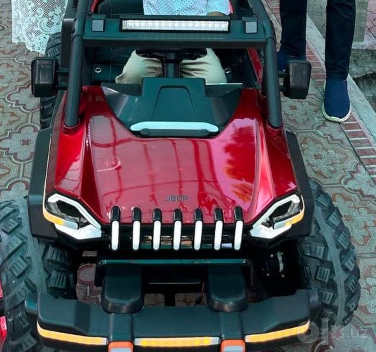 Bolalar elektromobili sotiladi
