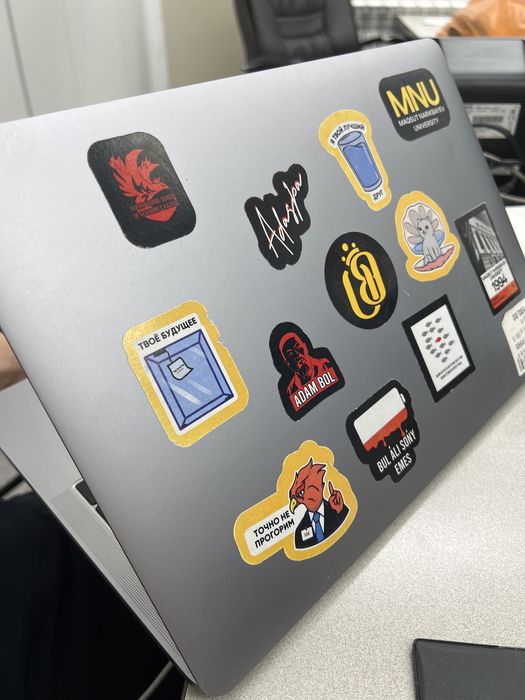 Macbook Pro core i5 8GB