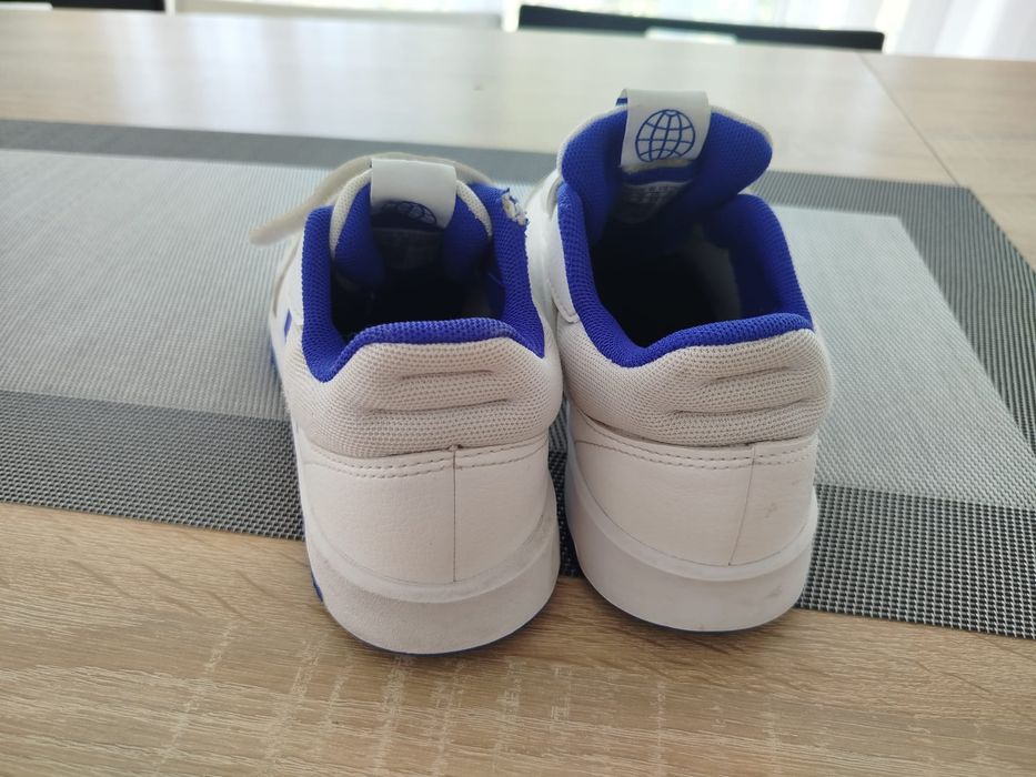 Adidași Nr 34 adidas