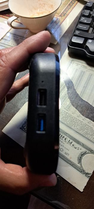 TV Box MAG424 4K UHD USB 2.0 / USB 3.0 1GB RAM și 8GB Stocare cu Linux