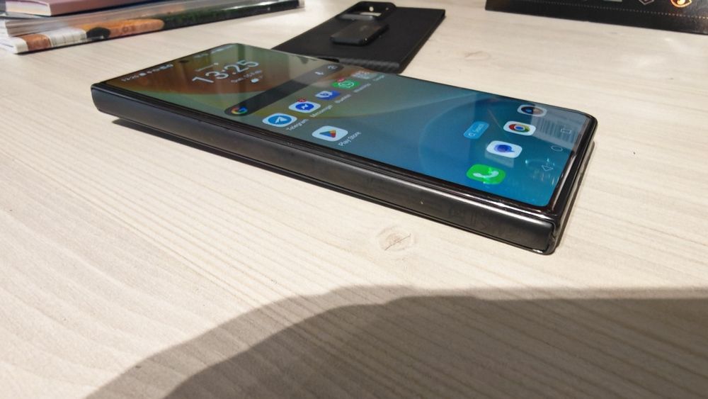 Honor Magic V2 512 gb, 16 gb ram,  ca nou