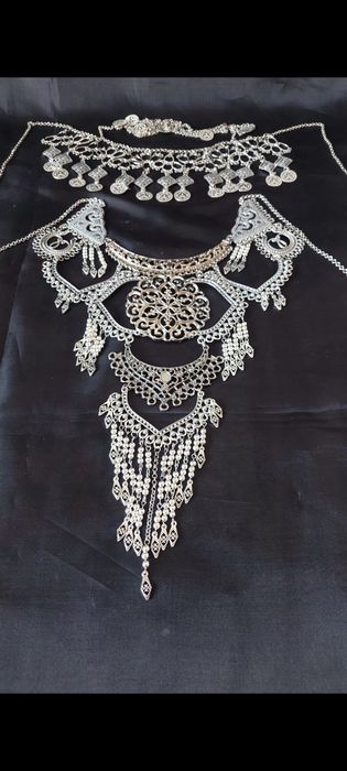 Etno uslubidagi aksessuar