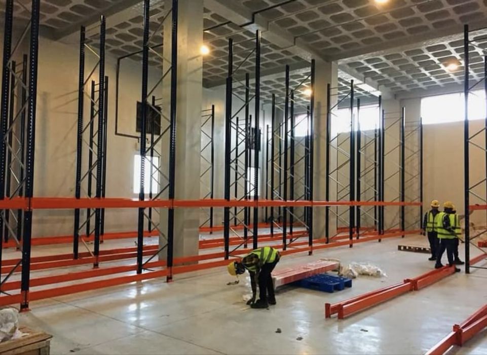 Rafturi metalice industriale