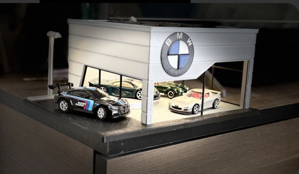 Продавам Модел/ Диорама на BMW