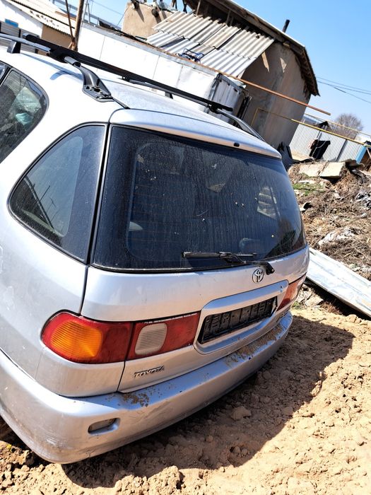 Тайота Пикник Ипсум