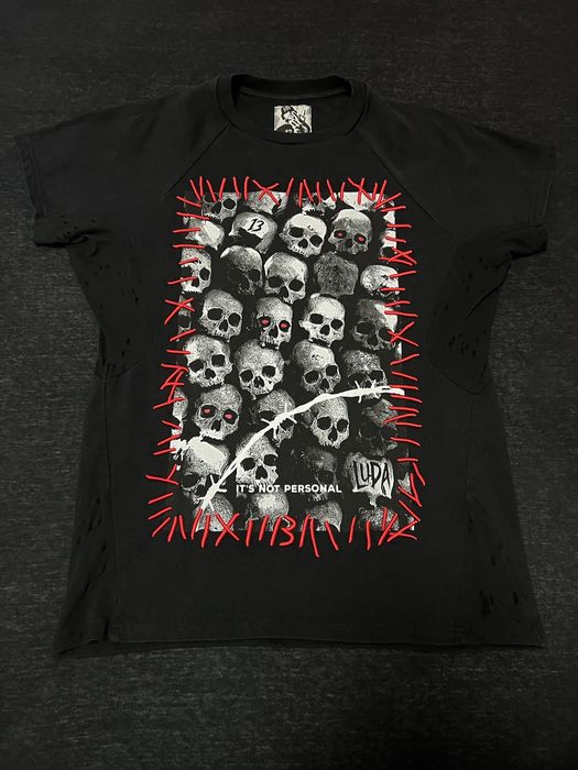 Luda тениска рядка