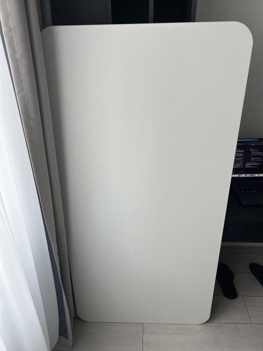 Birou IKEA BEKANT 160x80 cm – alb – stare bună