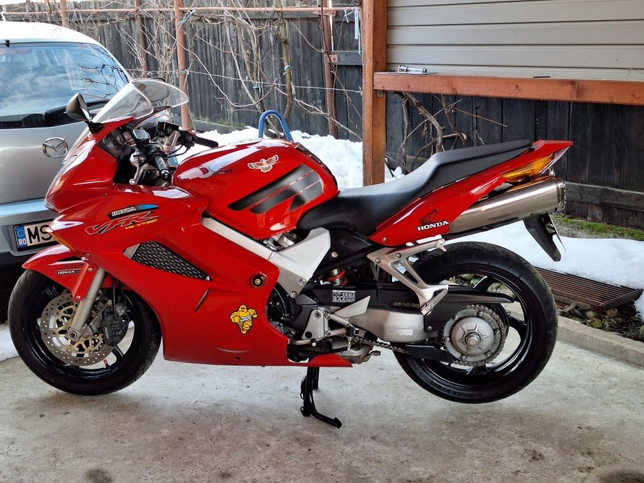 Honda VFR 800 vTec