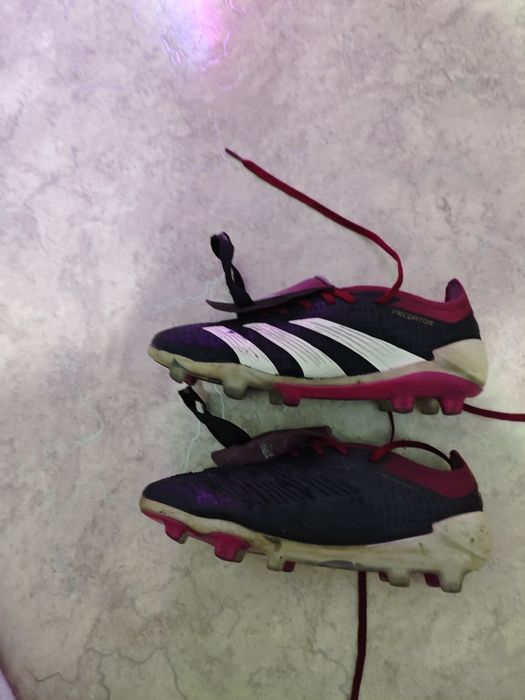 Adidas бутсы футбольные