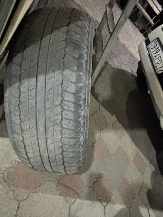 Продам шины 265/65/17 DUNLOP
