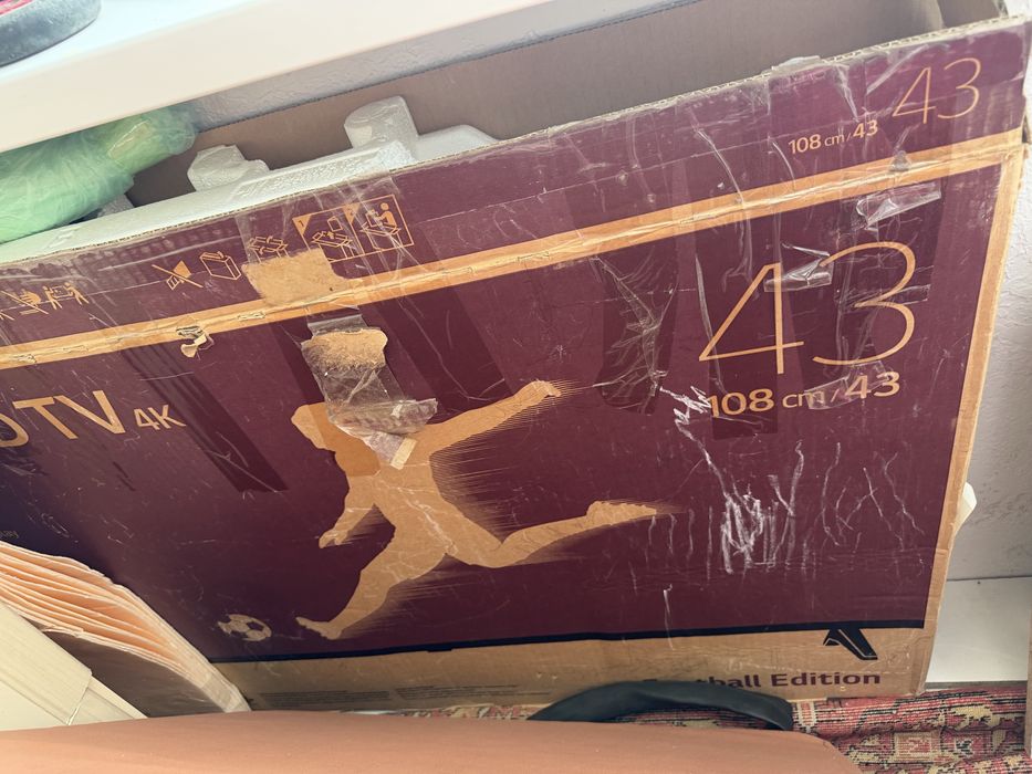 Телевизор на запчатси  продам