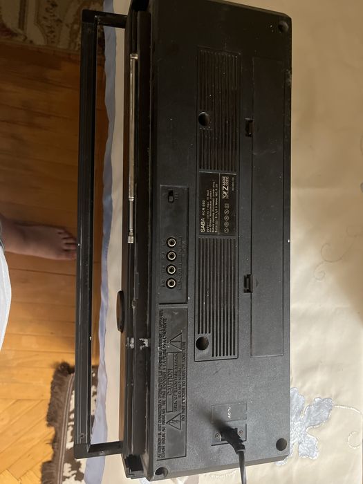 Продам магнитофон SABA