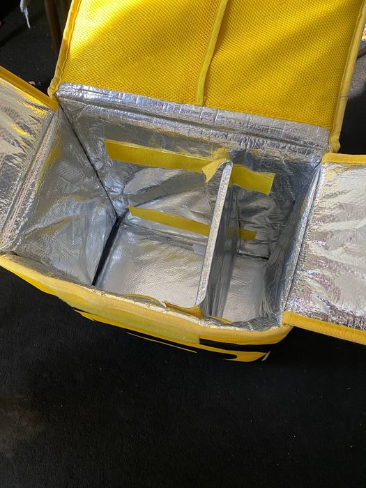 Yandeks sumka srochna sotiladi