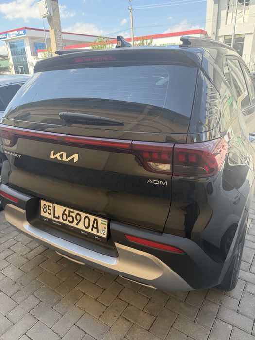 Kia sonet ful top toza