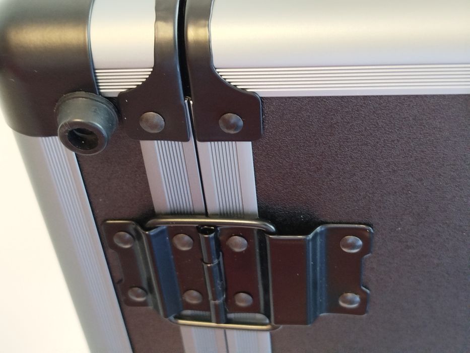 Алуминиев Куфар 380/260/160