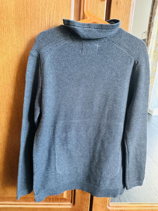 pulover copii Zara 9 ani