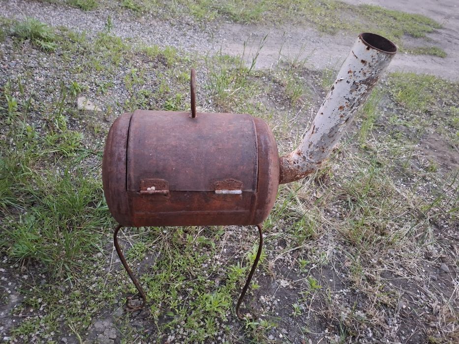 Продам 2-в одном мангал-барбекюшница !