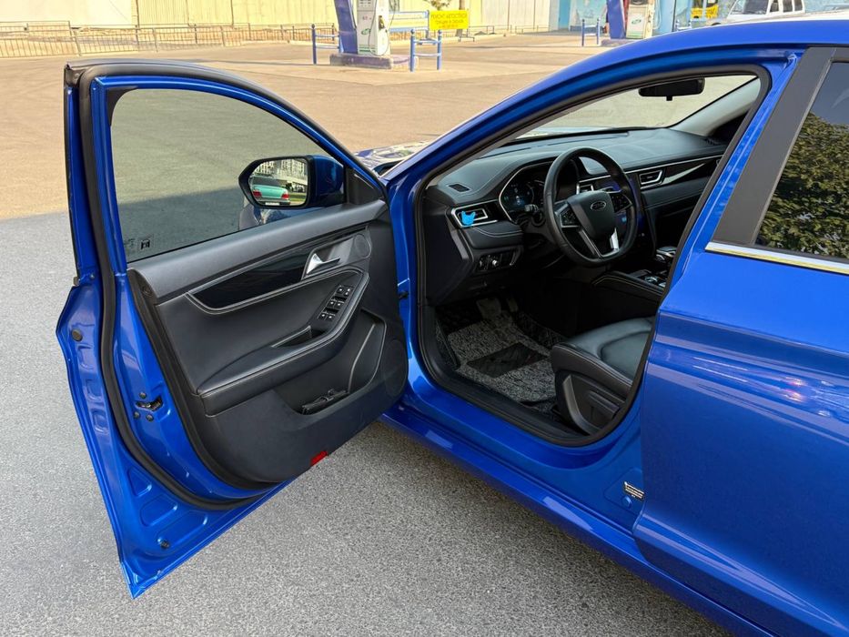 Продам свой автомобиль JAC J7