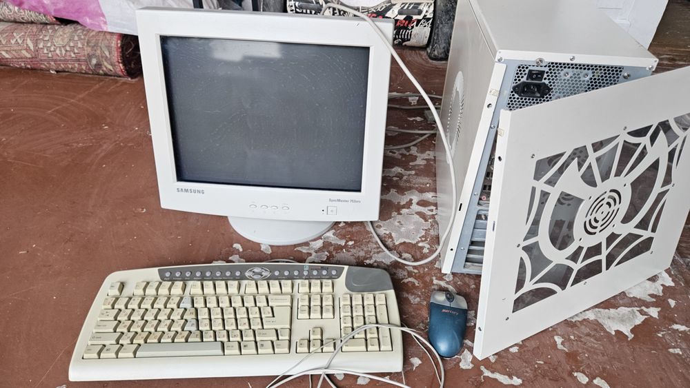 Компютер нашел в подвале