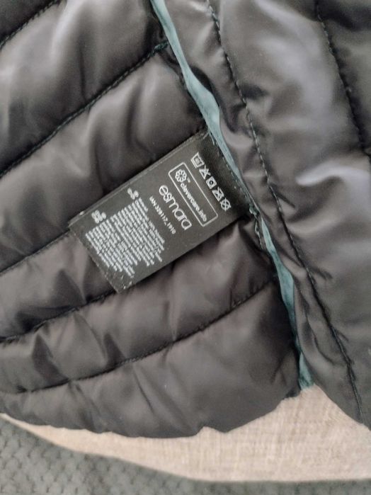 Дамско яке размер 38 и подарък към него