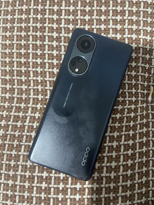 Прожам телефон oppa reno8 t 5G.