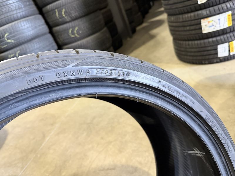 295/30/22 TOYO 2бр