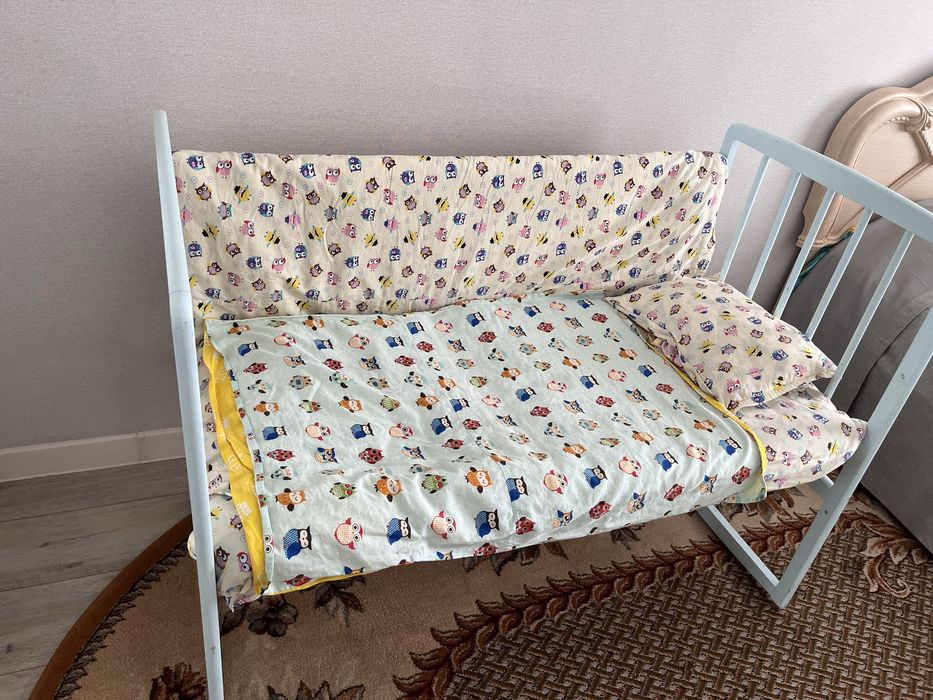 Продам кроватку с матрасом