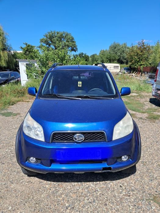 Daihatsu Teritoriul j2