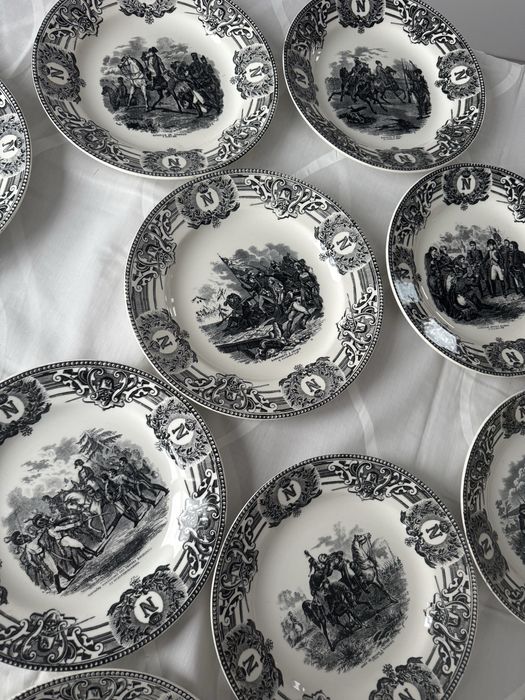 Set de 12 Farfurii Colecție Napoleon - Boch Frères La Louvière (Belgia)