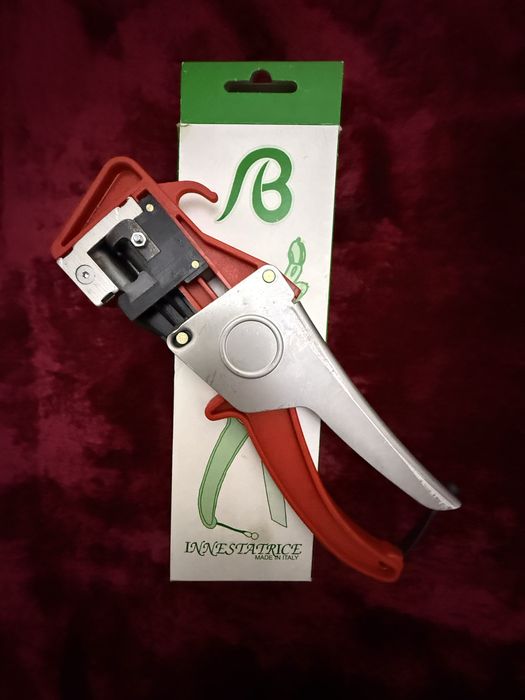 Прививочный секатор 300/21