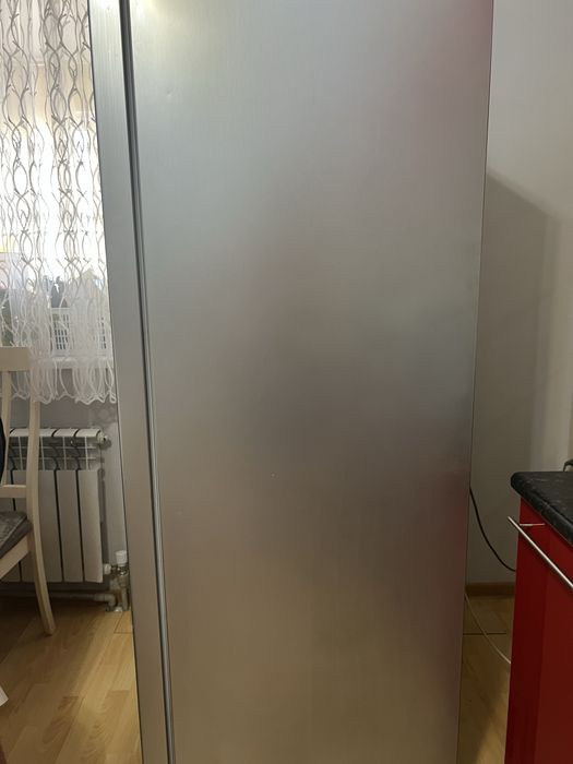Продам холодильник Самсунг