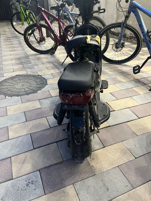 Продам электро скутер SK8