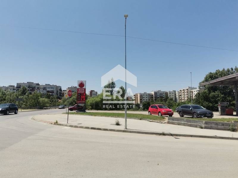 Продава се Промишлена сграда в Ловеч, Промишлена зона - Изток - 3239 кв.м за 229 €/кв.м - Снимка #11