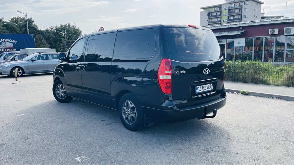 Vand microbuz/van 8 locuri Hyundai H1 2009 stare foarte buna