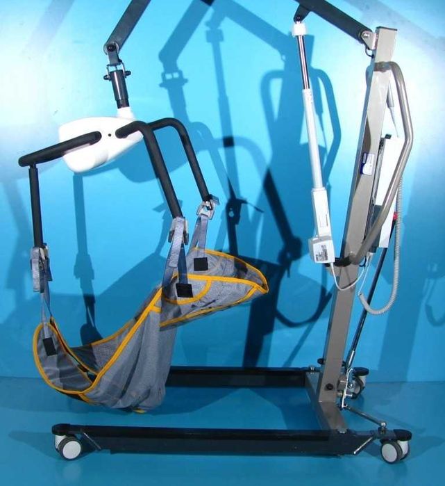 Macara pentru ridicarea si transportul pacientilor Horcher