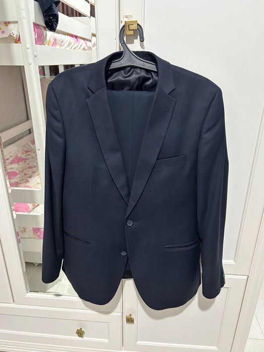 Продам кастюм тройка