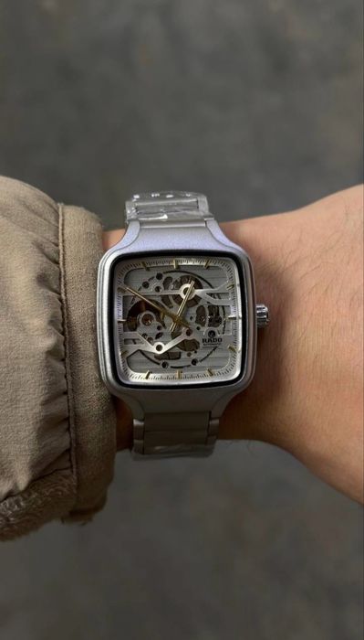 Наручные часы RADO