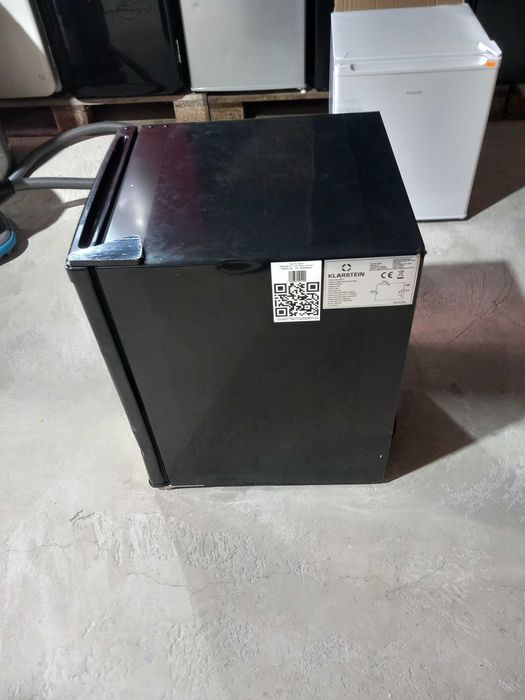 Mini frigider 66 litri