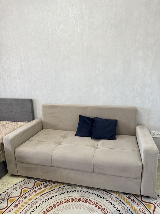 Продаем диван 180*70