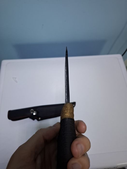 Нож със ловни мотиви