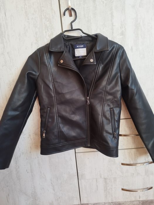Дамски кожени якета