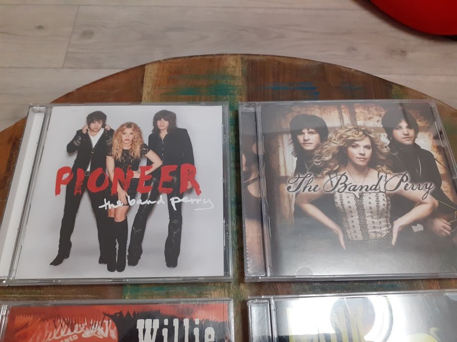Albume CD country, The Band Perry, Willie Nelson, Hank Williams, Ray C