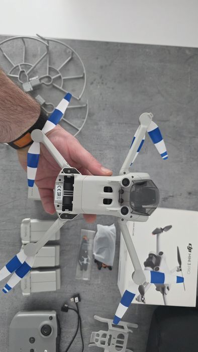 Dji mini 3 pro fly combo