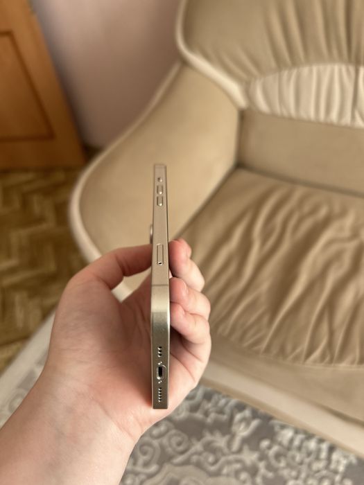 Муляж iPhone 14 белый