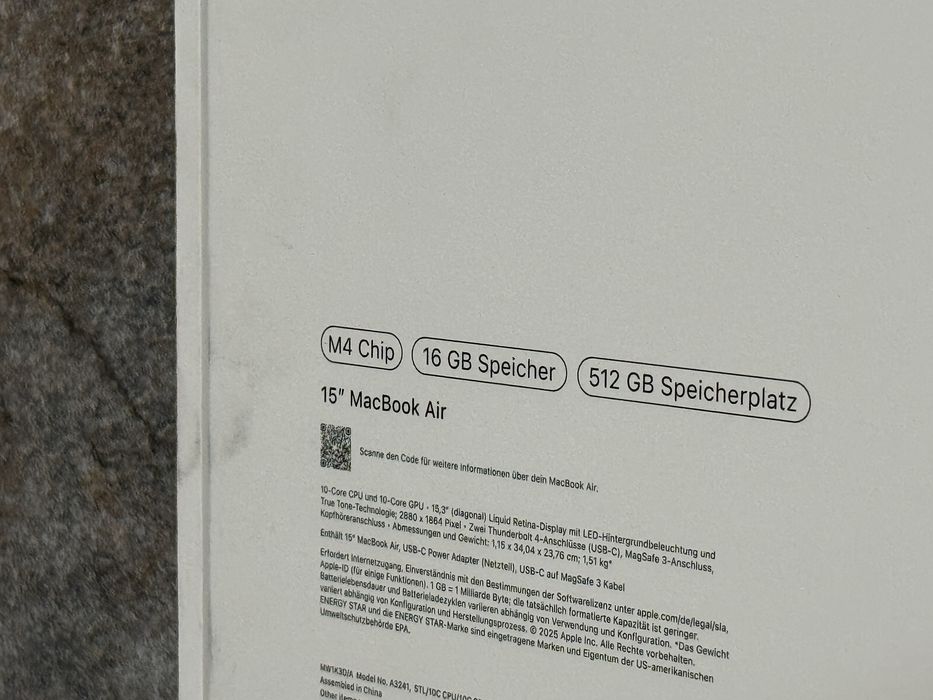 Macbook Air 15 M4 Chip 16/512GB Starlight/ Nou, Sigilat